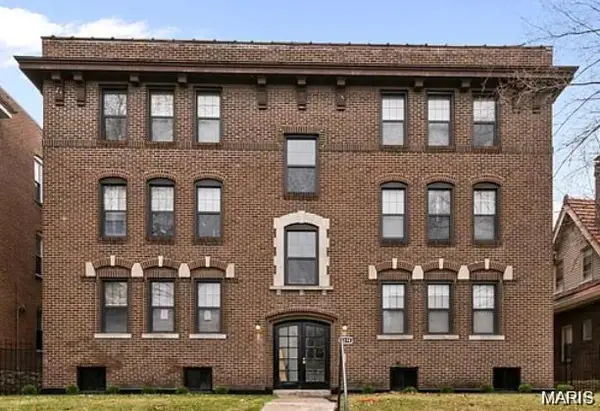 6274 Cates Avenue, University City, MO 63130