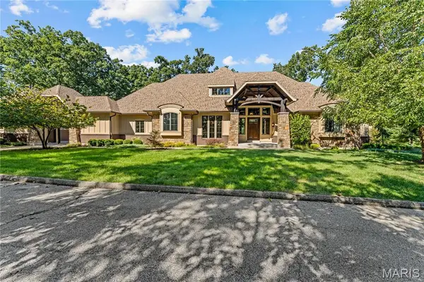 1109 Forest Circle Trail Court, Ballwin, MO 63021