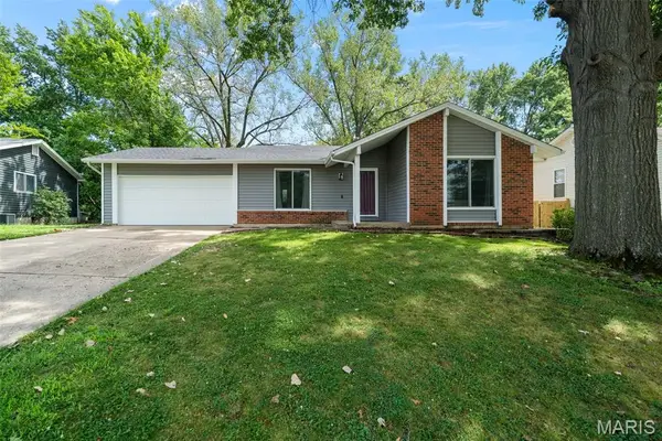 734 Millwood Drive, St Peters, MO 63376