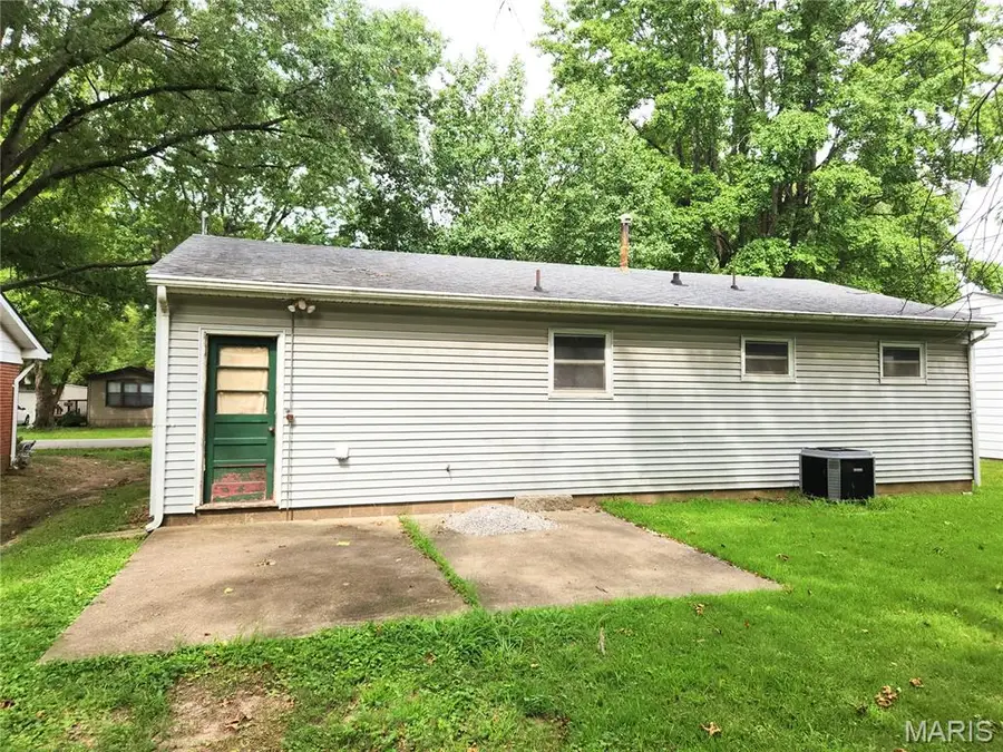 1608 Duncan Avenue, Swansea, IL 62226 - #2
