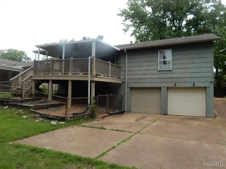 2321 Bennington Place, Maryland Heights, MO 63043 - #2