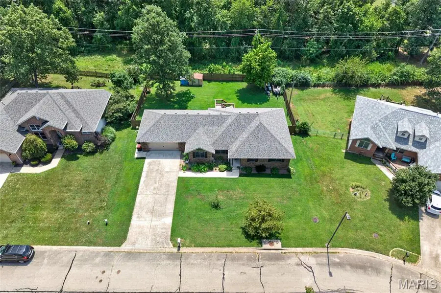 800 Rosewood Drive, Lebanon, MO 65536 - #2