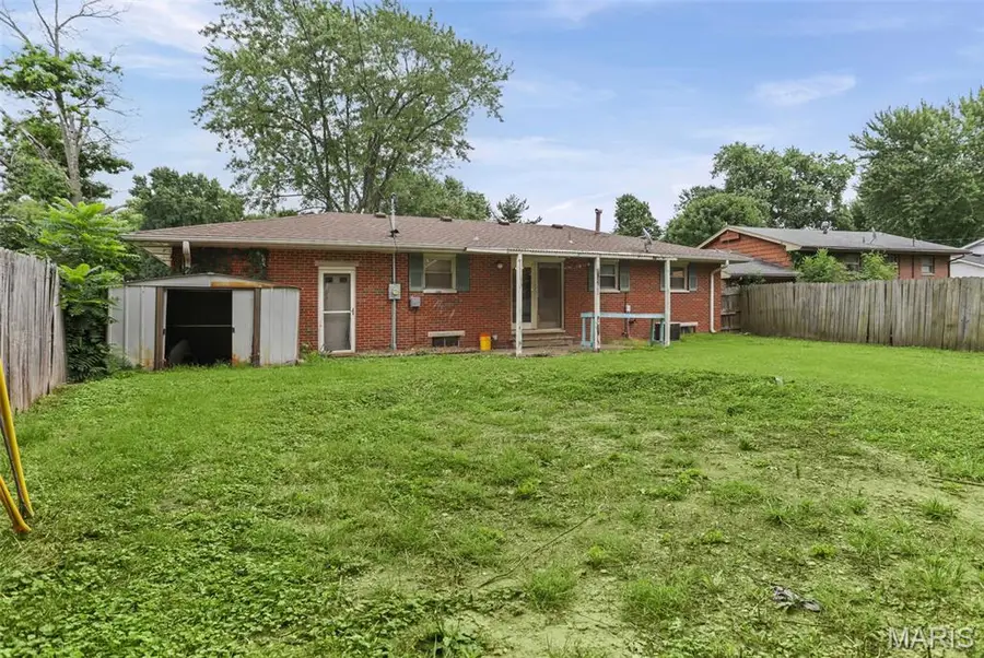 822 Amherst Drive, East Alton, IL 62024 - #2