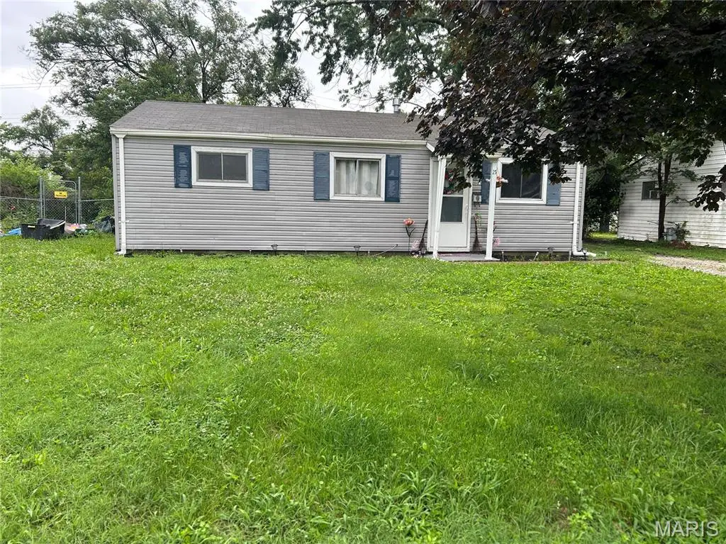 15 Saint Lambert Drive, Cahokia, IL 62206 - #1