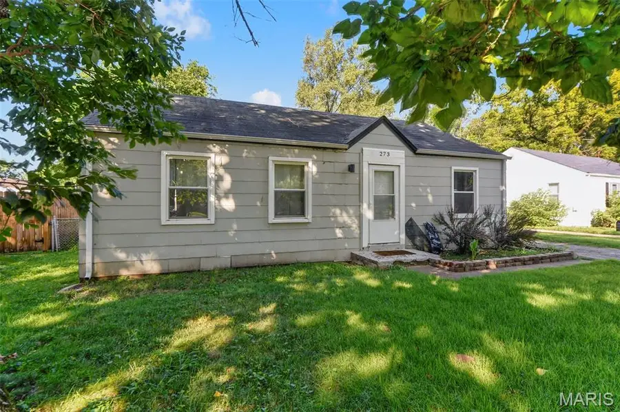 273 S Barat Avenue, Ferguson, MO 63135 - #2