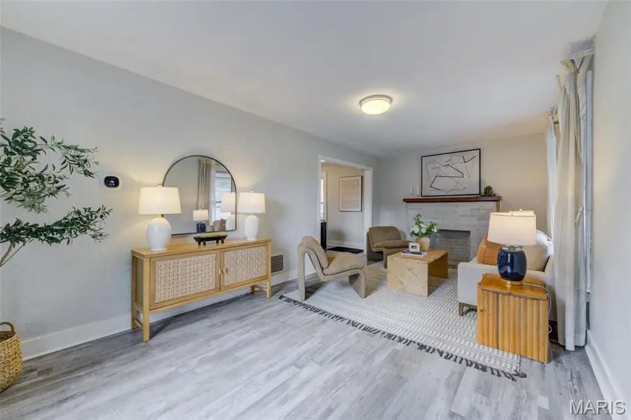 6428 Fyler Avenue, Saint Louis, MO 63139 - #2