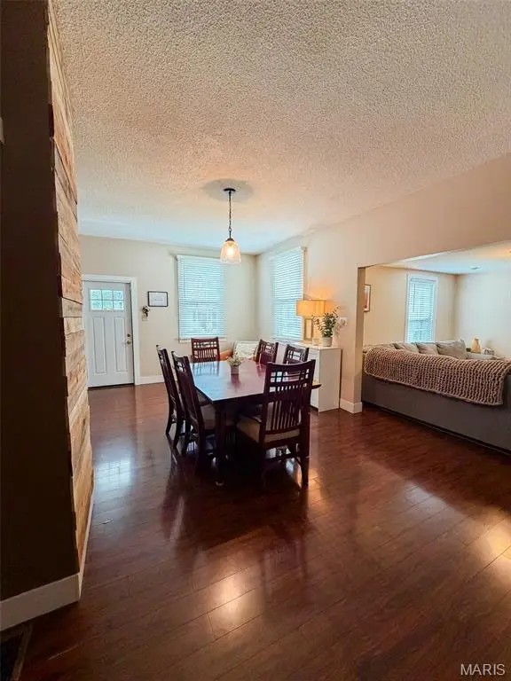 723 E Main, Greenville, IL 62246 - #2