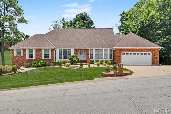 102 Lexington Lane, Washington, MO 63090