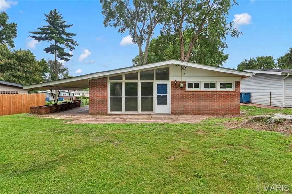8401 Saint Olaf Drive, Berkeley, MO 63134 - #1