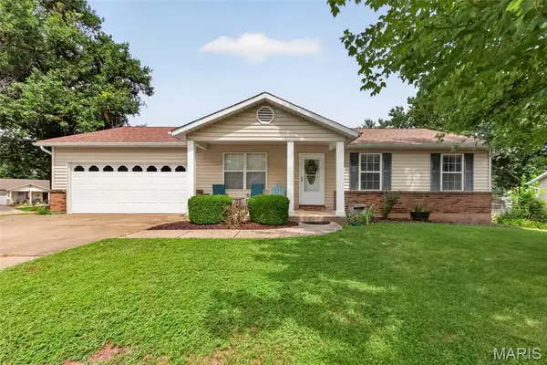 1103 Athena Way, St Peters, MO 63376