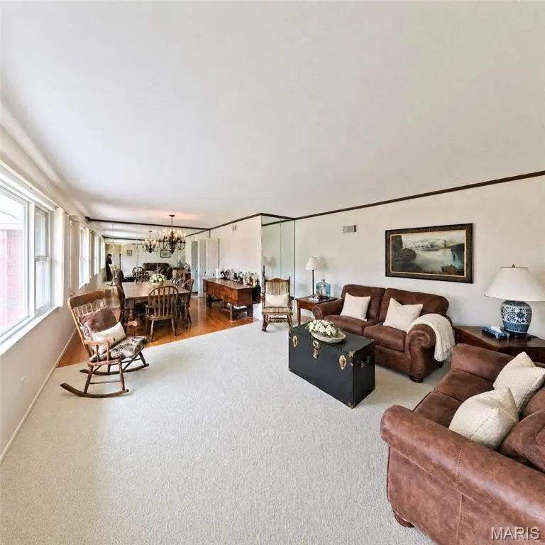 4150 Concord Oaks Drive, Saint Louis, MO 63128 - #2