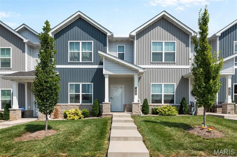 208 W State Street, Ofallon, IL 62269 - #2