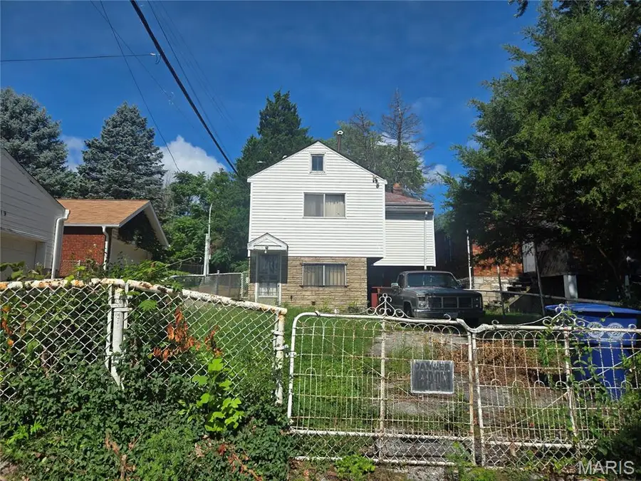 5516 Acme Avenue, Saint Louis, MO 63136 - #3