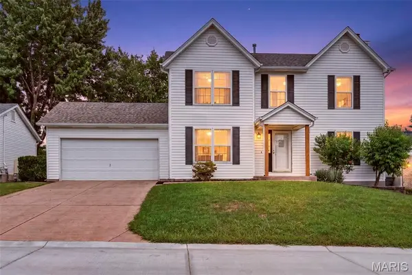 308 Harper Court, St Peters, MO 63376