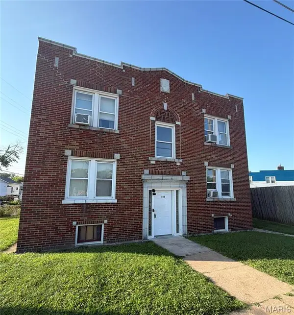 760 Thrush Avenue, St Louis, MO 63147