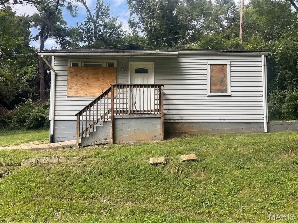 3974 Lada Avenue, Normandy, MO 63121 - #1