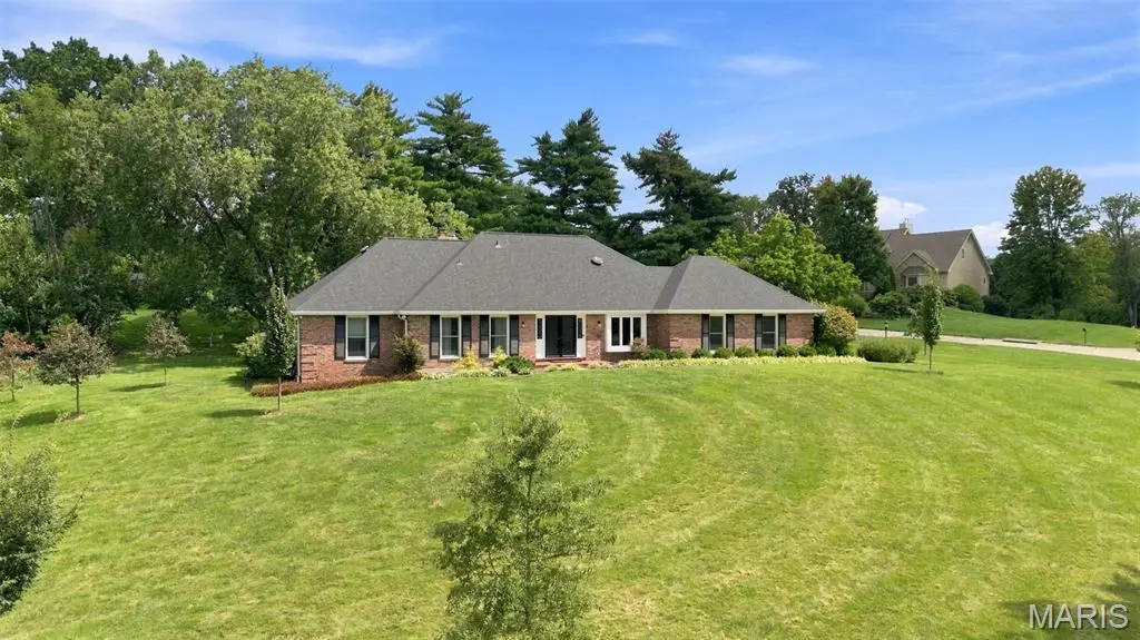 406 Magna Carta Drive, Creve Coeur, MO 63141 - #1