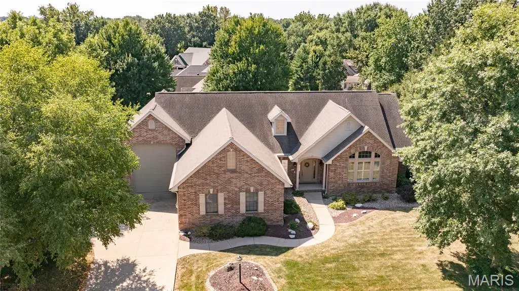 1213 White Oak Trail, Godfrey, IL 62035 - #1