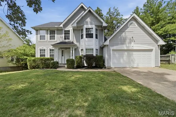 12179 Rule Place Lane, Maryland Heights, MO 63043