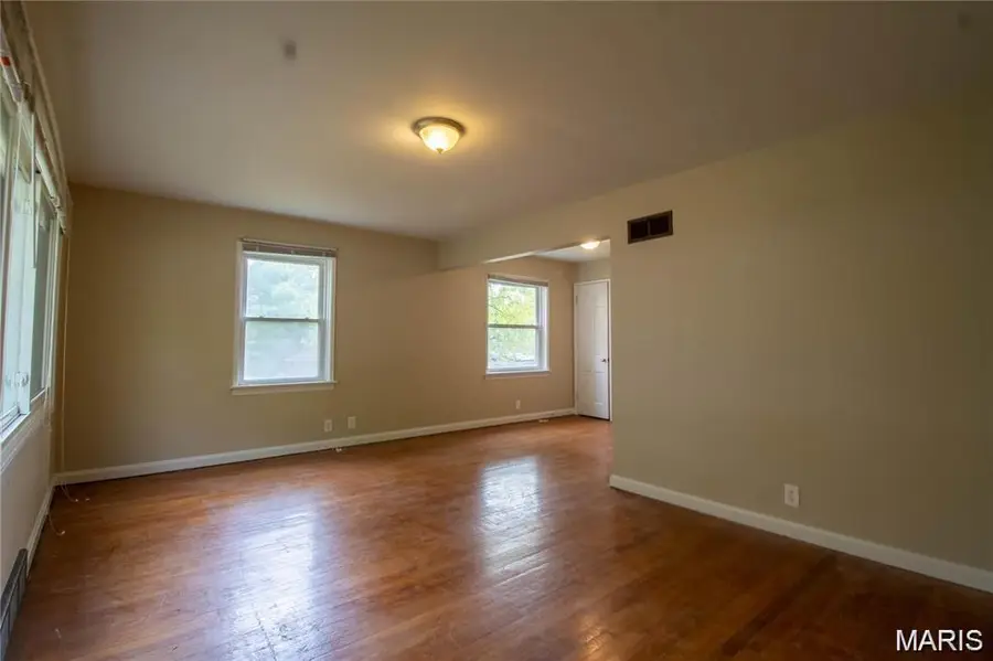 9123 Church, Saint Louis, MO 63137 - #2