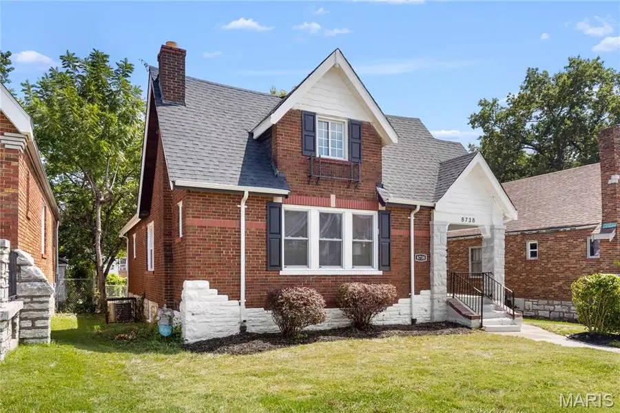 8738 Partridge Avenue, Saint Louis, MO 63147 - #2