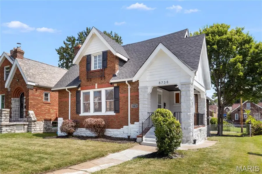 8738 Partridge Avenue, Saint Louis, MO 63147 - #3