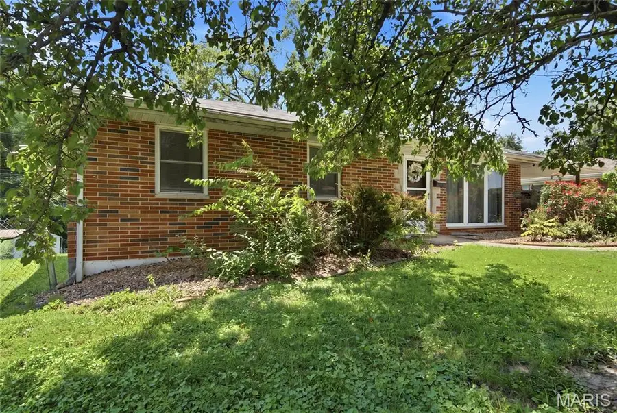808 Wilshire Drive, Belleville, IL 62223 - #2