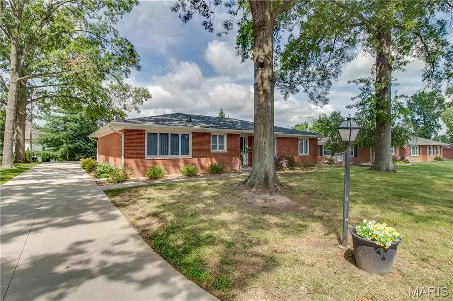3212 Morkel Drive, Godfrey, IL 62035 - #2