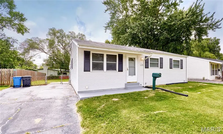 2350 Grants Parkway, Florissant, MO 63031 - #2