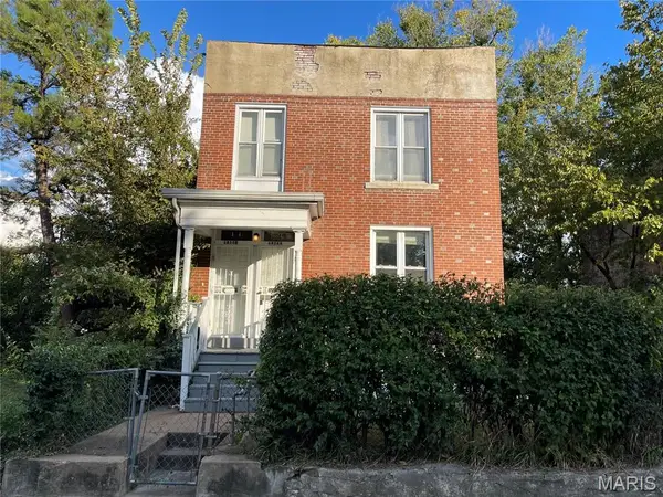 1816 Annie Malone Drive, St Louis, MO 63113