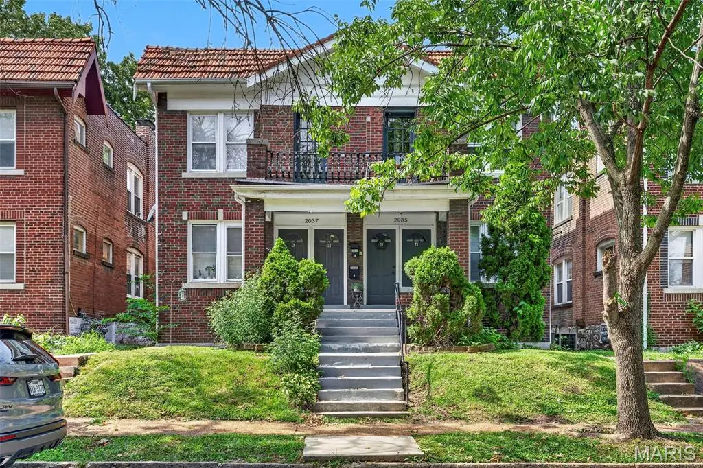 2037 Maury Avenue, Saint Louis, MO 63110 - #1