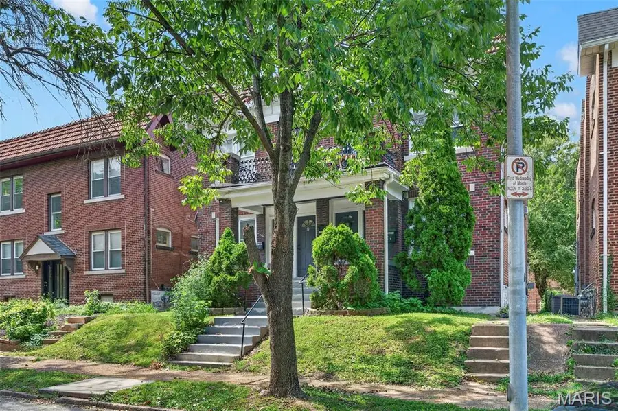 2037 Maury Avenue, Saint Louis, MO 63110 - #3