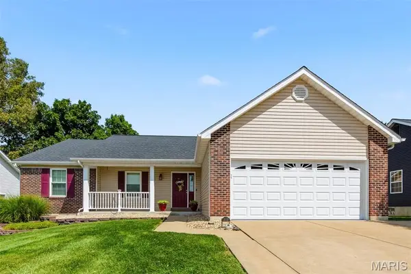 215 Old Chesapeake Drive, Wentzville, MO 63385