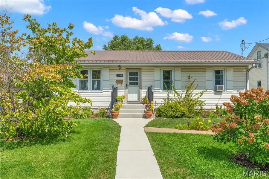1233 W 7th Street, Washington, MO 63090 - #2