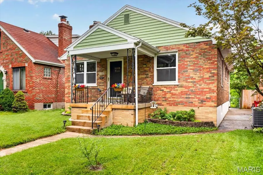 5305 Reber Place, Saint Louis, MO 63139 - #2