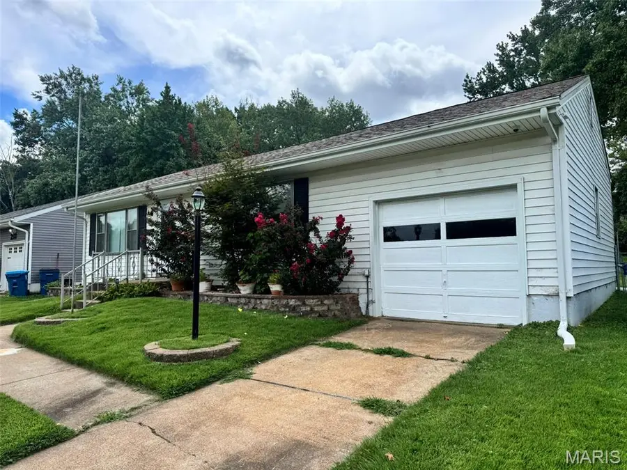 2516 Center Avenue, Jennings, MO 63136 - #2