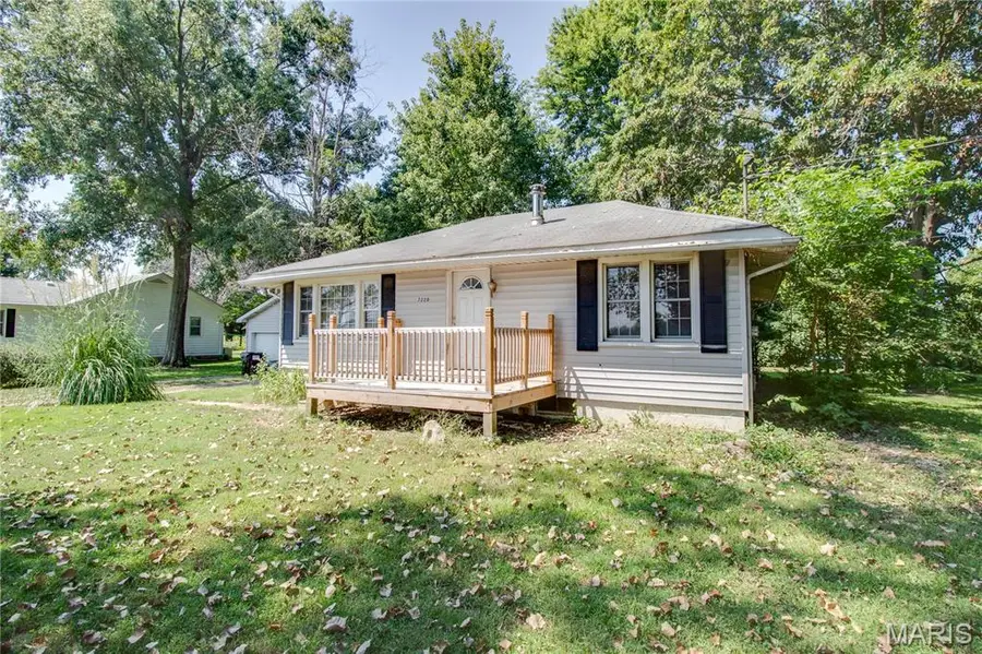 7220 Ingham Lane, Godfrey, IL 62035 - #3