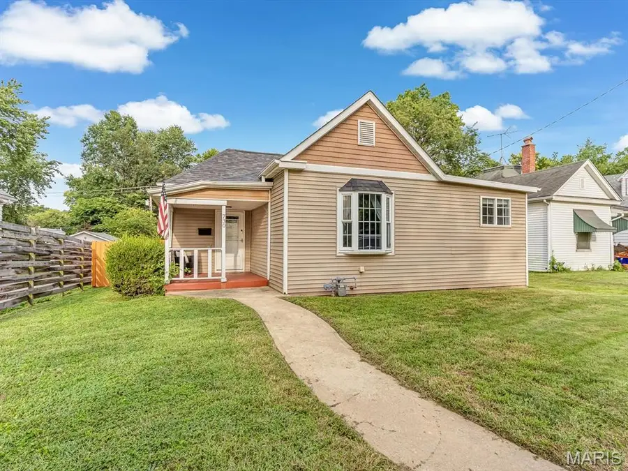 730 Hale Avenue, Edwardsville, IL 62025 - #2