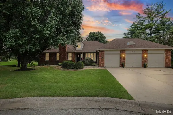 342 Oak Hill Drive, Belleville, IL 62223