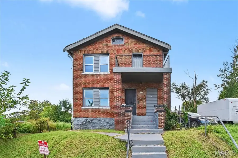 5704 Labadie Avenue, Saint Louis, MO 63120 - #2