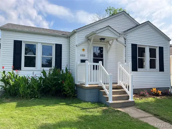 1323 E 6th Street, Washington, MO 63090