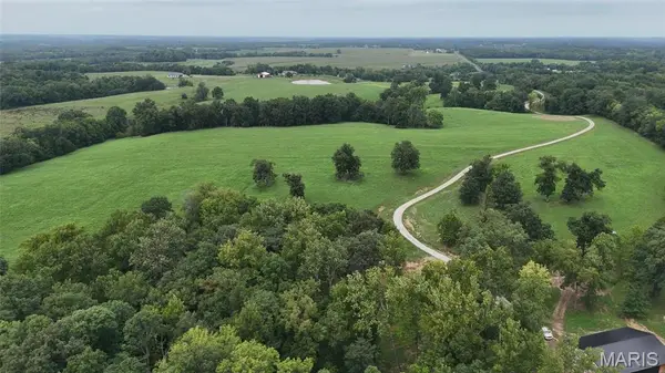 4405 County Road 242, Palmyra, MO 63461