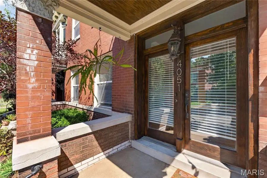 4051 Botanical Avenue, Saint Louis, MO 63110 - #3