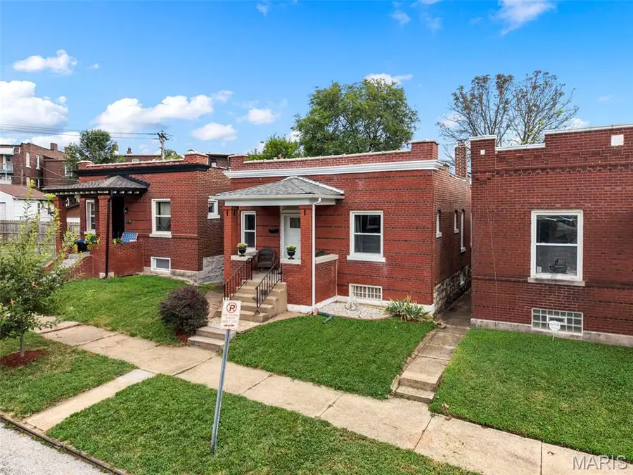 3928 Winnebago Street, Saint Louis, MO 63116 - #2