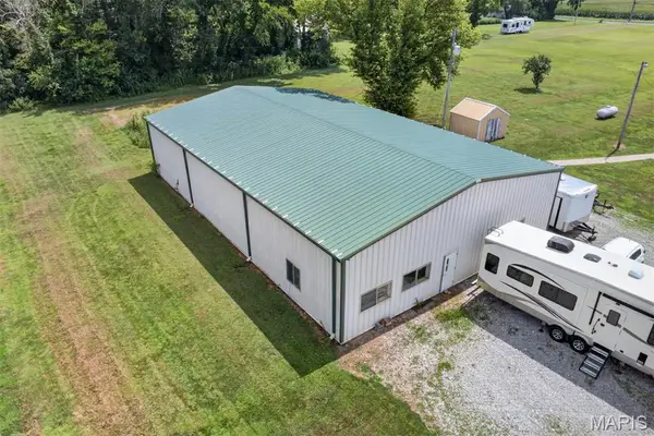 1101 Kildeer Road, Greenville, IL 62246