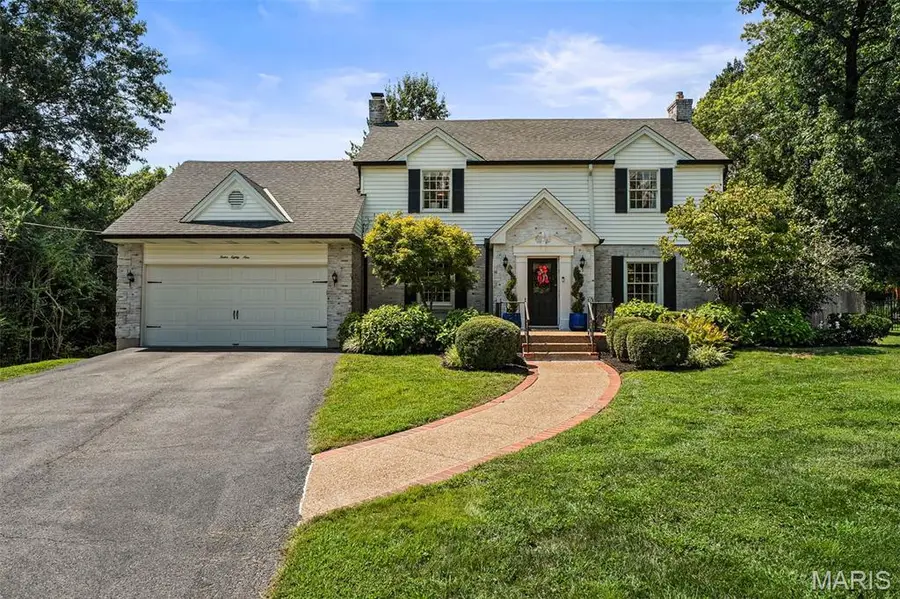1289 Lay Road, Ladue, MO 63124 - #3