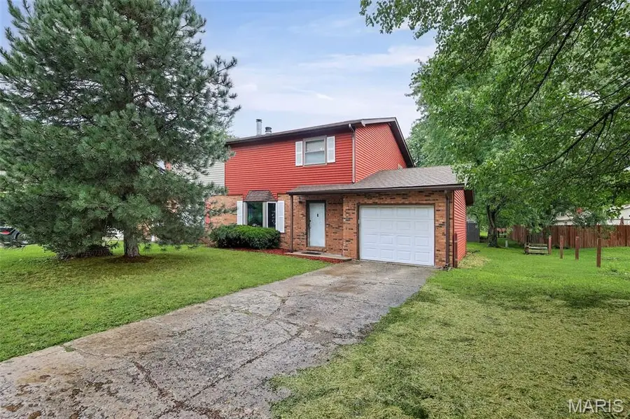 711 Fort Henry Road, Belleville, IL 62221 - #2