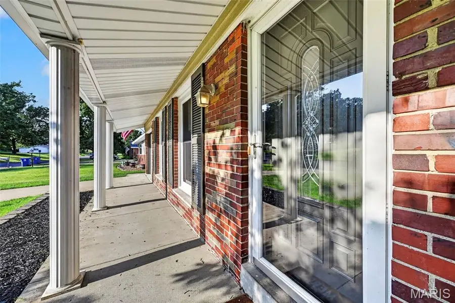2915 Mid Course Drive, Saint Louis, MO 63125 - #2