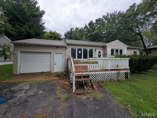 20 Marlo Drive, Belleville, IL 62226