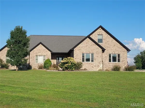 4553 Lauren Drive, Pocahontas, IL 62275